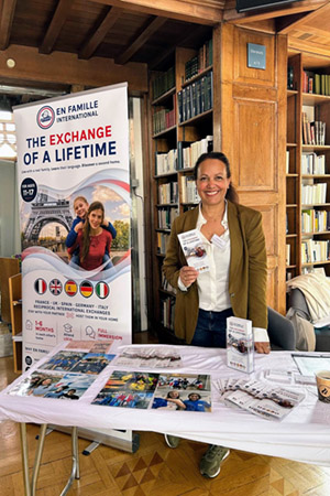 EFI stand — Céline Kline